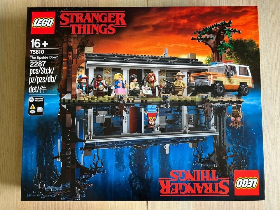 LEGO Stranger Things